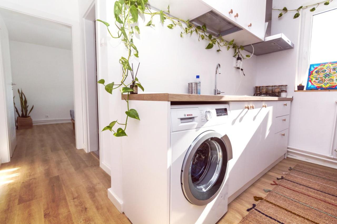 Apartamentul Cu Plante Etaj 4 Mangalia Esterno foto